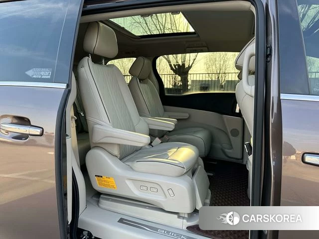 Buick GL8 id 4208637 из Китая 22