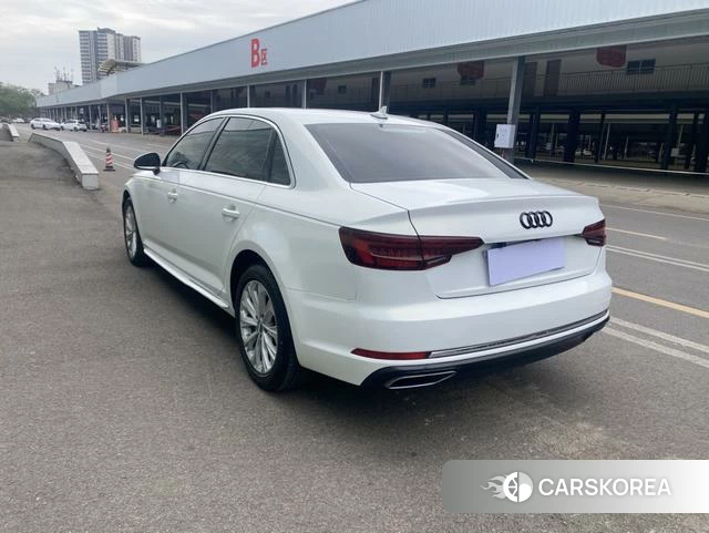 Audi A4L id 4234869 из Китая 11
