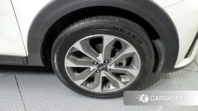 Kia Stonic id 2960998 из Кореи 15