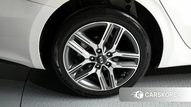 Kia Come New K3 id 4371885 из Кореи 25