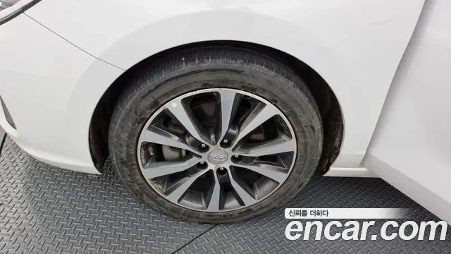 Hyundai i30 (PD) id 2917924 из Кореи 15