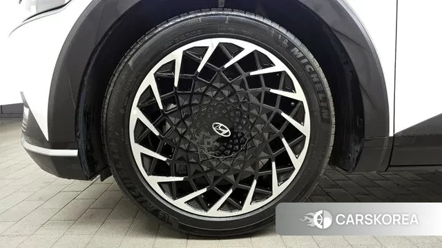 Hyundai Ionic 5 id 3457885 из Кореи 15