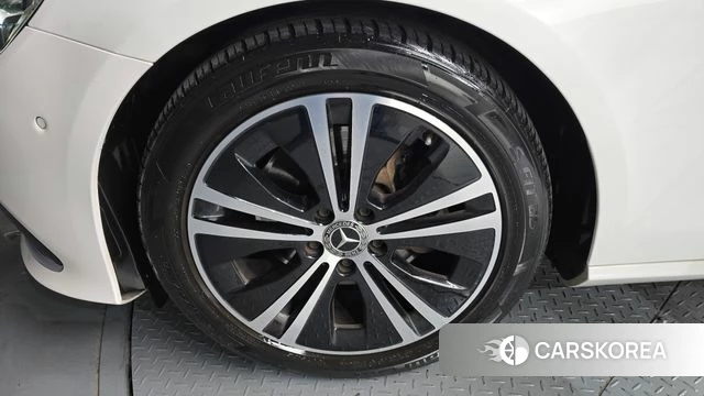 Mercedes-Benz E-Class W213 id 3879059 из Кореи 15
