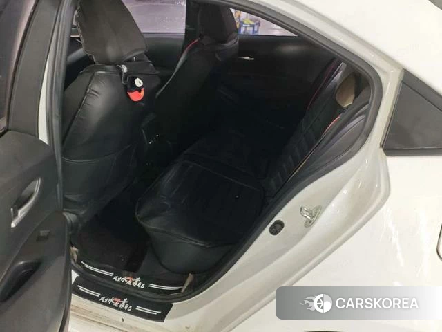 Toyota Lei Ling 2022 Белый из Китая, фото 5