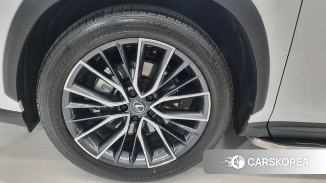 Lexus NX350h Second generation id 3810882 из Кореи 15
