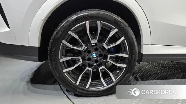 BMW X6 (G06) id 4649723 из Кореи 32