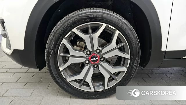 Kia Seltos id 4396133 из Кореи 27