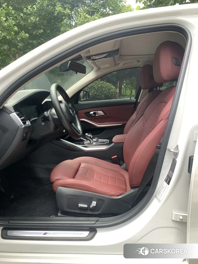 BMW 3 series id 4348438 из Китая 9