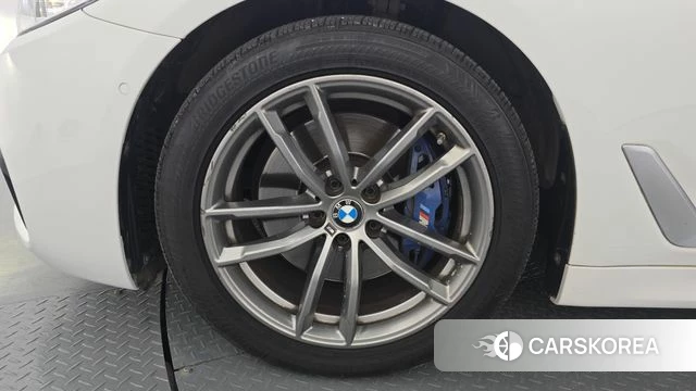 BMW 5 Series (G30) id 4596365 из Кореи 15