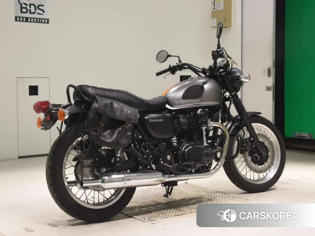 Kawasaki W800 STREET 2021 из Японии