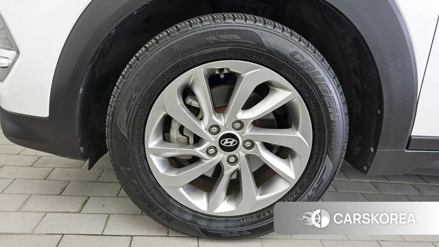 Hyundai All New Tucson id 4384900 из Кореи 26