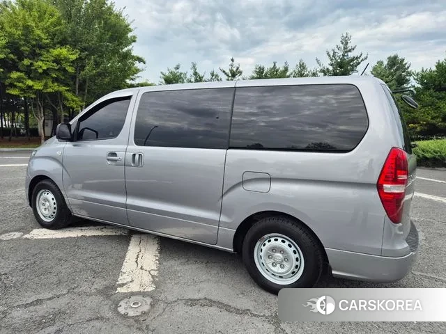 Hyundai The New Grand Starex id 3029528 из Кореи 12