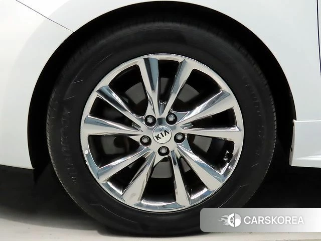Kia The New Carnival id 4842676 из Кореи 15