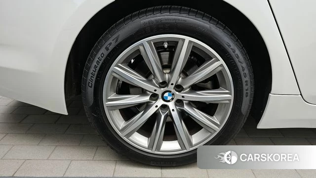 BMW 5 Series (G30) id 3924906 из Кореи 15