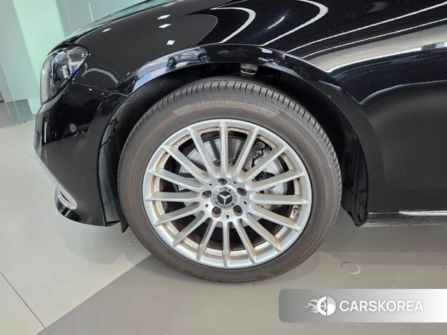 Mercedes-Benz E-Class W213 id 3833423 из Кореи 13
