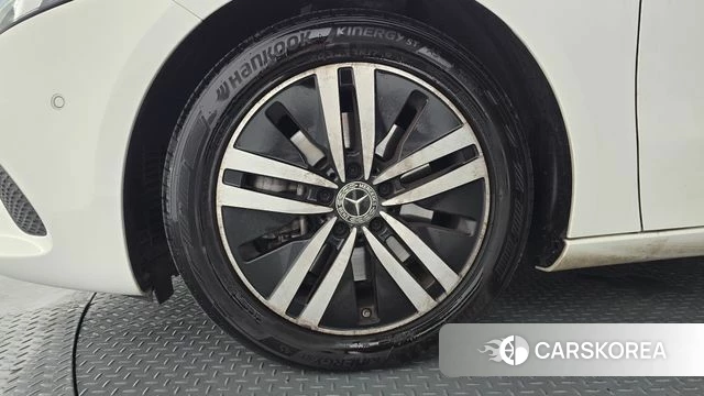 Mercedes-Benz A-Class W177 id 4529279 из Кореи 29