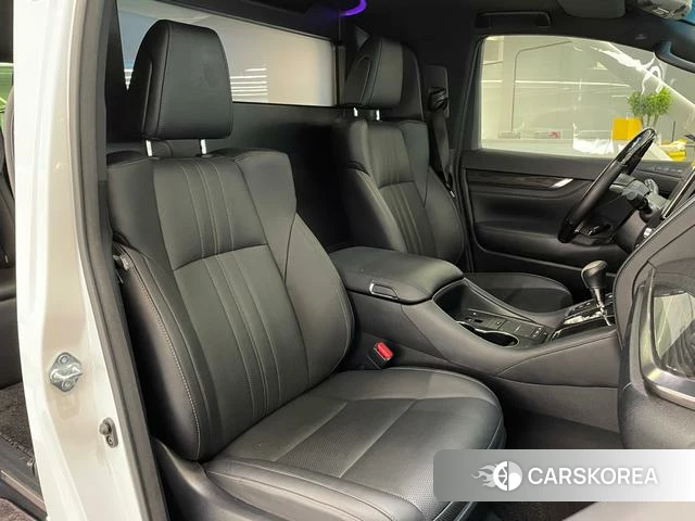Lexus LM id 4348952 из Китая 19