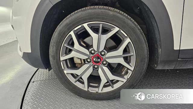 Kia Seltos id 4245351 из Кореи 15