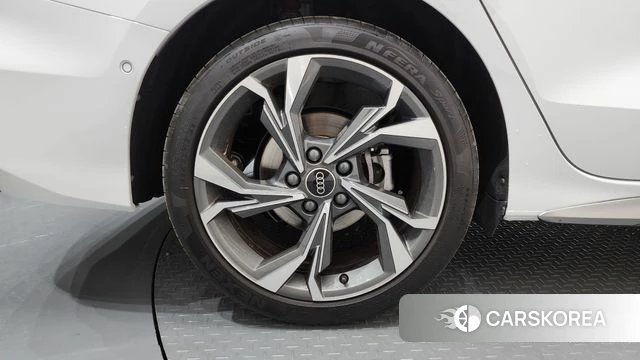 Audi A3 (8Y) id 4200863 из Кореи 28