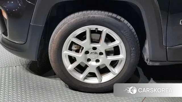 Jeep Renegade id 3165387 из Кореи 15