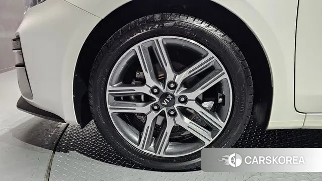 Kia Come New K3 id 3336329 из Кореи 15