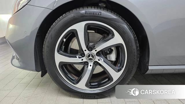 Mercedes-Benz E-Class W213 id 4232220 из Кореи 26