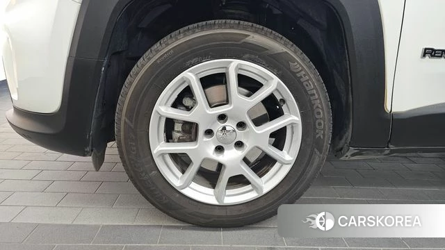 Jeep Renegade id 4444987 из Кореи 29