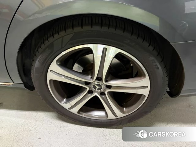 Mercedes-Benz E-Class W213 id 3853481 из Кореи 15