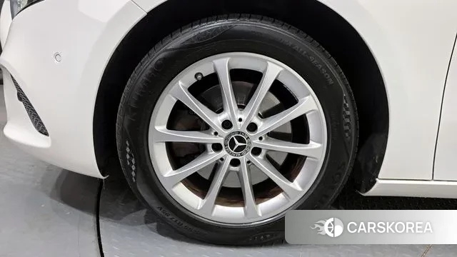 Mercedes-Benz A-Class W177 id 3573742 из Кореи 15