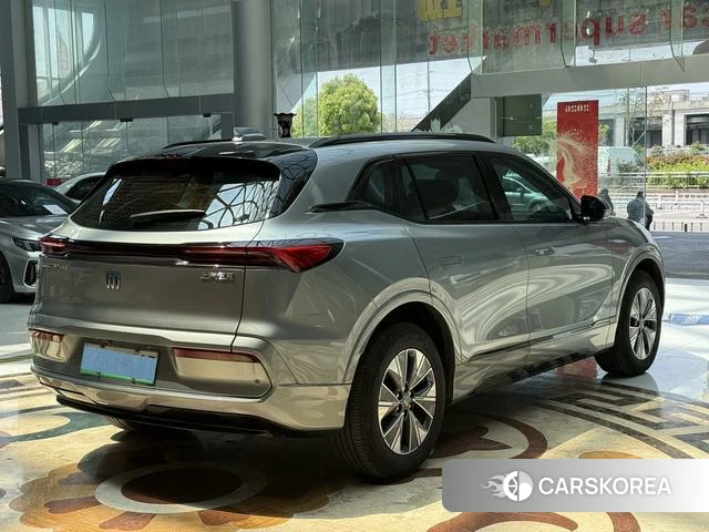 Buick E5 id 4240500 из Китая 17