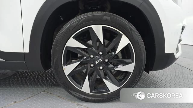 Kia Seltos id 3885175 из Кореи 15