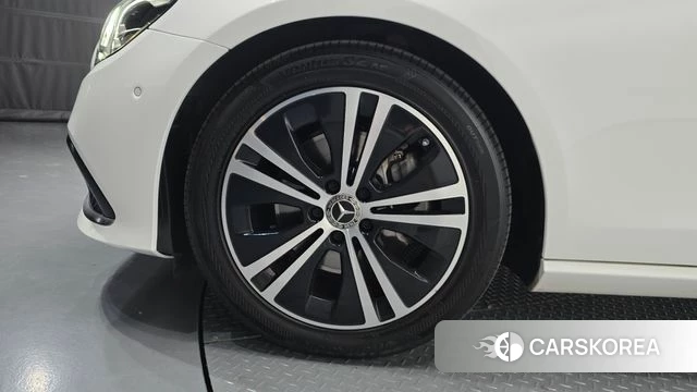 Mercedes-Benz E-Class W213 id 4309833 из Кореи 15