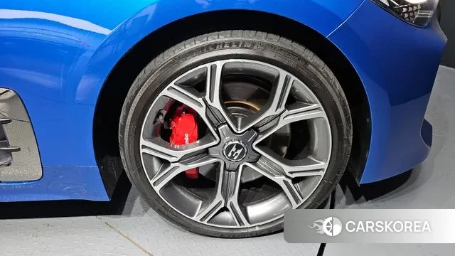 Kia Stinger id 2981604 из Кореи 15