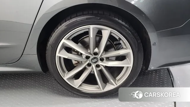 Audi A7 (4K) id 3362295 из Кореи 15