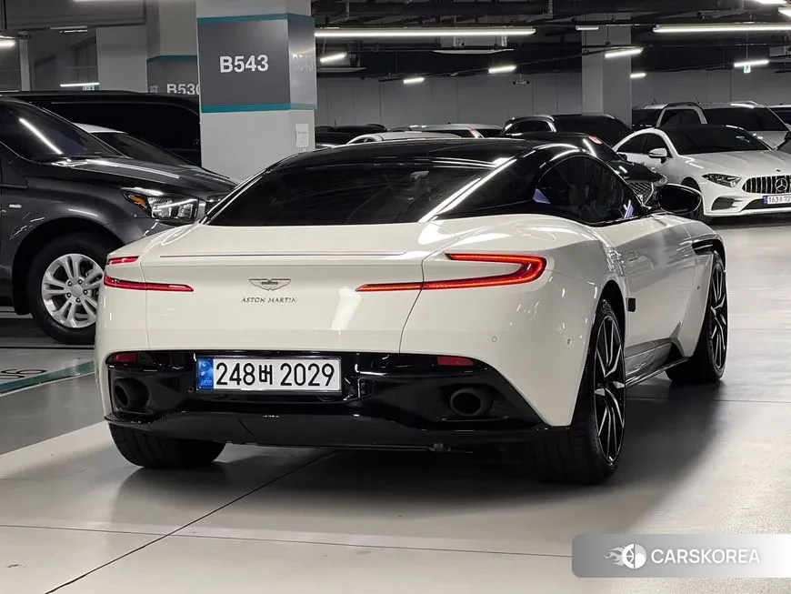 Aston Martin DB11 id 1685586 из Кореи 15