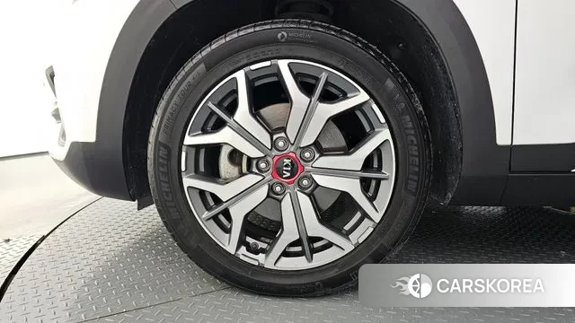 Kia Seltos id 3187292 из Кореи 15