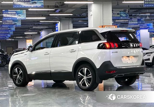 Peugeot 5008 id 4209162 из Китая 20