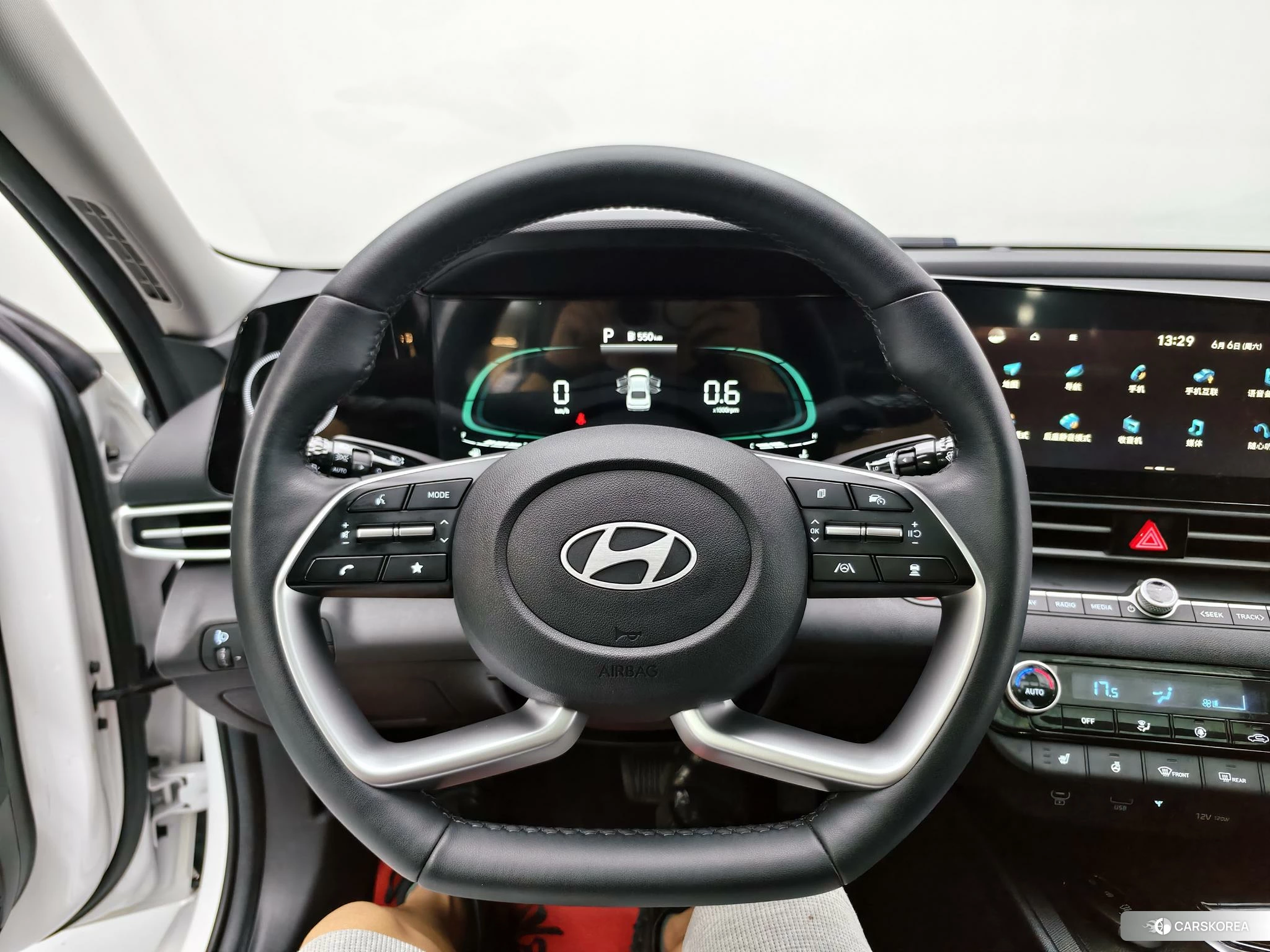 Hyundai Elantra id 4420394 из Китая 16