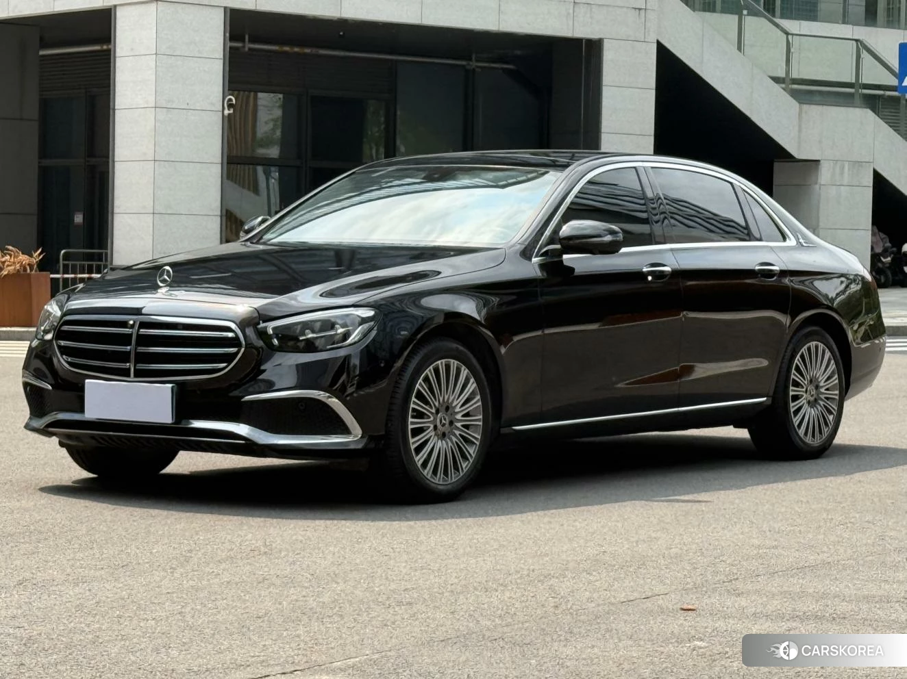 Mercedes-Benz E-class id 4454573 из Китая 14