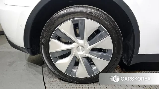 Tesla Model Y id 2964427 из Кореи 15