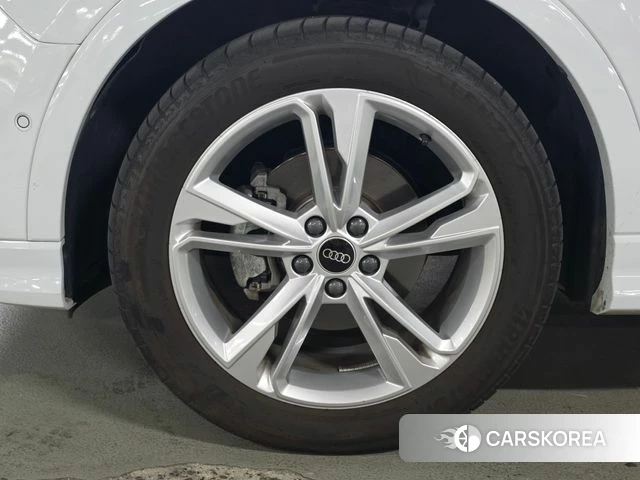 Audi Q3 (F3) id 4511381 из Кореи 15