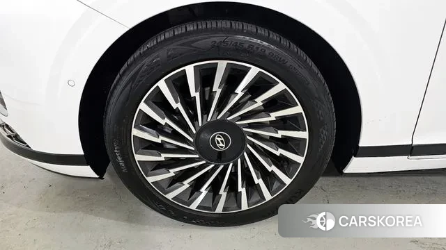 Hyundai Grandeur (GN7) id 3382729 из Кореи 15