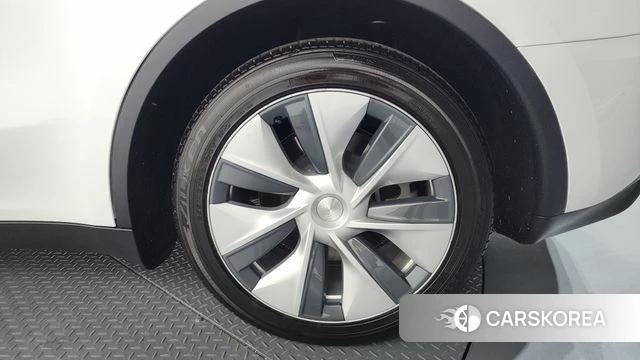 Tesla Model Y id 3850825 из Кореи 15