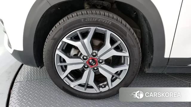 Kia Seltos id 3368125 из Кореи 15