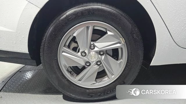 Hyundai The New Avante (CN7) id 4607549 из Кореи 24
