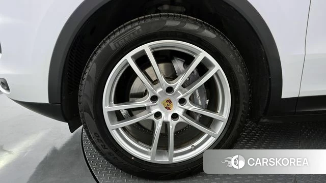 Porsche Cayenne (PO536) id 4338288 из Кореи 29