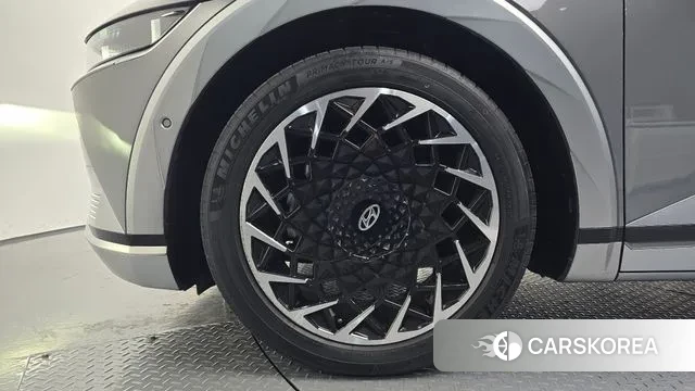 Hyundai Ionic 5 id 3453451 из Кореи 15