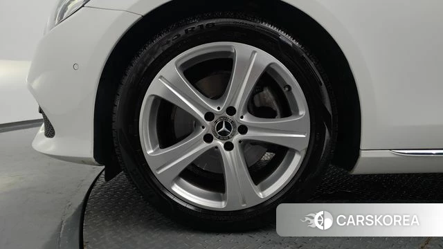 Mercedes-Benz E-Class W213 id 4574621 из Кореи 29