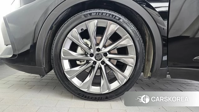 Toyota Crown Crossover id 4590174 из Кореи 30