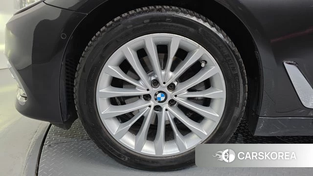 BMW 5 Series (G30) id 4459242 из Кореи 15